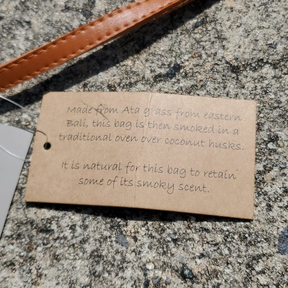 Handmade  Hp March 5 Duo  rattan bag gorgeous host pick March  5  rattan bag 🎒 - Picture 6 of 8